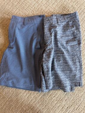 2 Pairs of Men’s size 33 SOUTHERN TIDE shorts